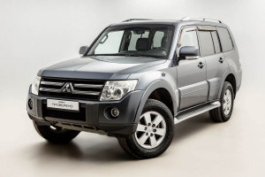 Mitsubishi Pajero 3,2d AT (160 лс) 4WD