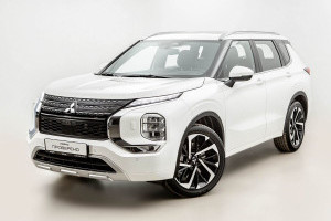 Mitsubishi Outlander 2,5 CVT (184 лс) 4WD