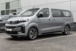 Peugeot Traveller