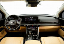 Kia Carnival 2,2d AT (202 лс)