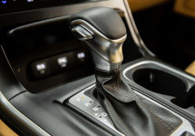 Kia Carnival 2,2d AT (202 лс)