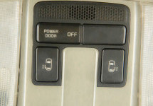 Kia Carnival 2,2d AT (202 лс)