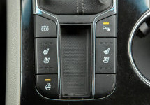 Kia Carnival 2,2d AT (202 лс)