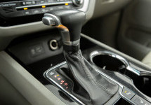 Kia Carnival 2,2d AT (202 лс)