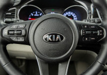Kia Carnival 2,2d AT (202 лс)