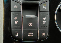 Kia Carnival 2,2d AT (202 лс)