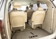 Kia Carnival 2,2d AT (202 лс)