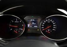 Kia Carnival 2,2d AT (202 лс)