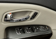 Kia Carnival 2,2d AT (202 лс)