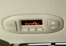 Kia Carnival 2,2d AT (202 лс)