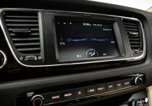 Kia Carnival 2,2d AT (202 лс)