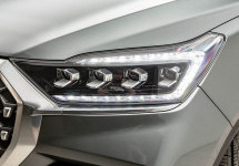 SsangYong Rexton 2,2d AT (202 лс) 4WD