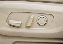 Kia Carnival 2,2d AT (199 лс)