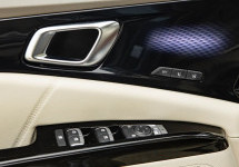 Kia Carnival 2,2d AT (199 лс)