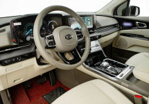 Kia Carnival 2,2d AT (199 лс)