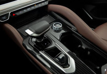 Geely Monjaro 2,0 AT (238 лс) 4WD