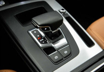 Audi Q5 45 TFSI 2,0 AMT (265 лс) 4WD
