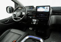 Hyundai Staria 2,2d AT (177 лс) 4WD