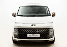 Hyundai Staria 2,2d AT (177 лс) 4WD