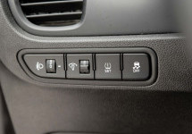 Kia Rio X-Line 1.6 AT (123 л.с.)