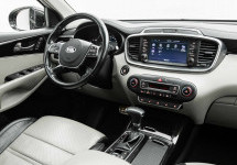 Kia Sorento 2,2d AT (200 лс) 4WD