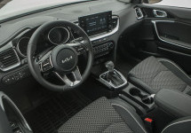 Kia Ceed 1,6 AT (128 лс)