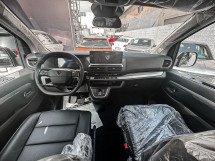 Peugeot Traveller
