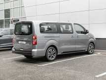 Peugeot Traveller