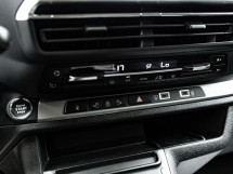 Peugeot Traveller
