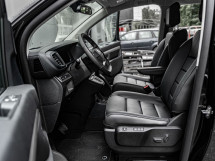 Peugeot Traveller