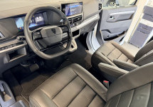 Peugeot Traveller