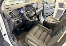 Peugeot Traveller