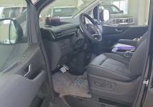 Hyundai Staria 2.2d AT (177 л.с.) 4WD