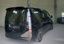 Hyundai Staria 2.2d AT (177 л.с.) 4WD