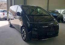Hyundai Staria 2.2d AT (177 л.с.) 4WD