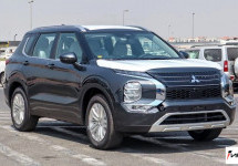 MITSUBISHI Outlander MEDIUM