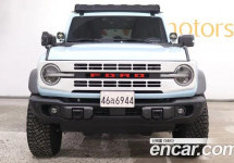 Ford Bronco 