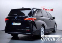 Toyota Sienna 