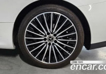 Mercedes-Benz Cle-Class 