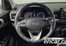 Hyundai Venue 