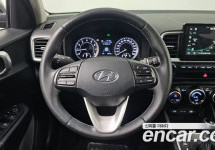 Hyundai Venue 