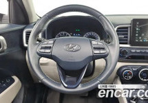 Hyundai Venue 