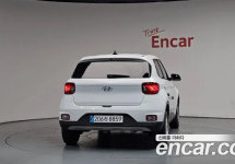 Hyundai Venue 
