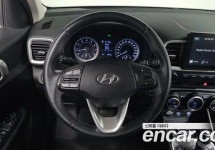 Hyundai Venue 