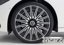 Mercedes-Benz Cle-Class 