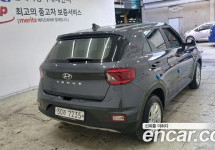 Hyundai Venue 