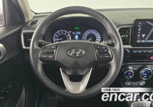 Hyundai Venue 