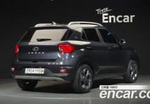 Hyundai Venue 