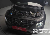 Hyundai Venue 