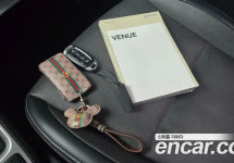 Hyundai Venue 
